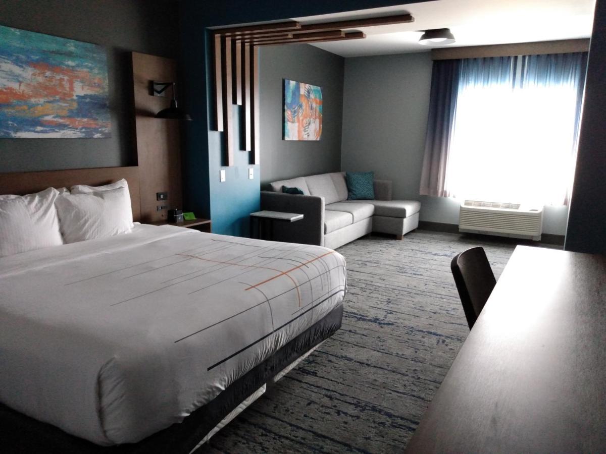 La Quinta Inn & Suites By Wyndham ברדסטאון מראה חיצוני תמונה