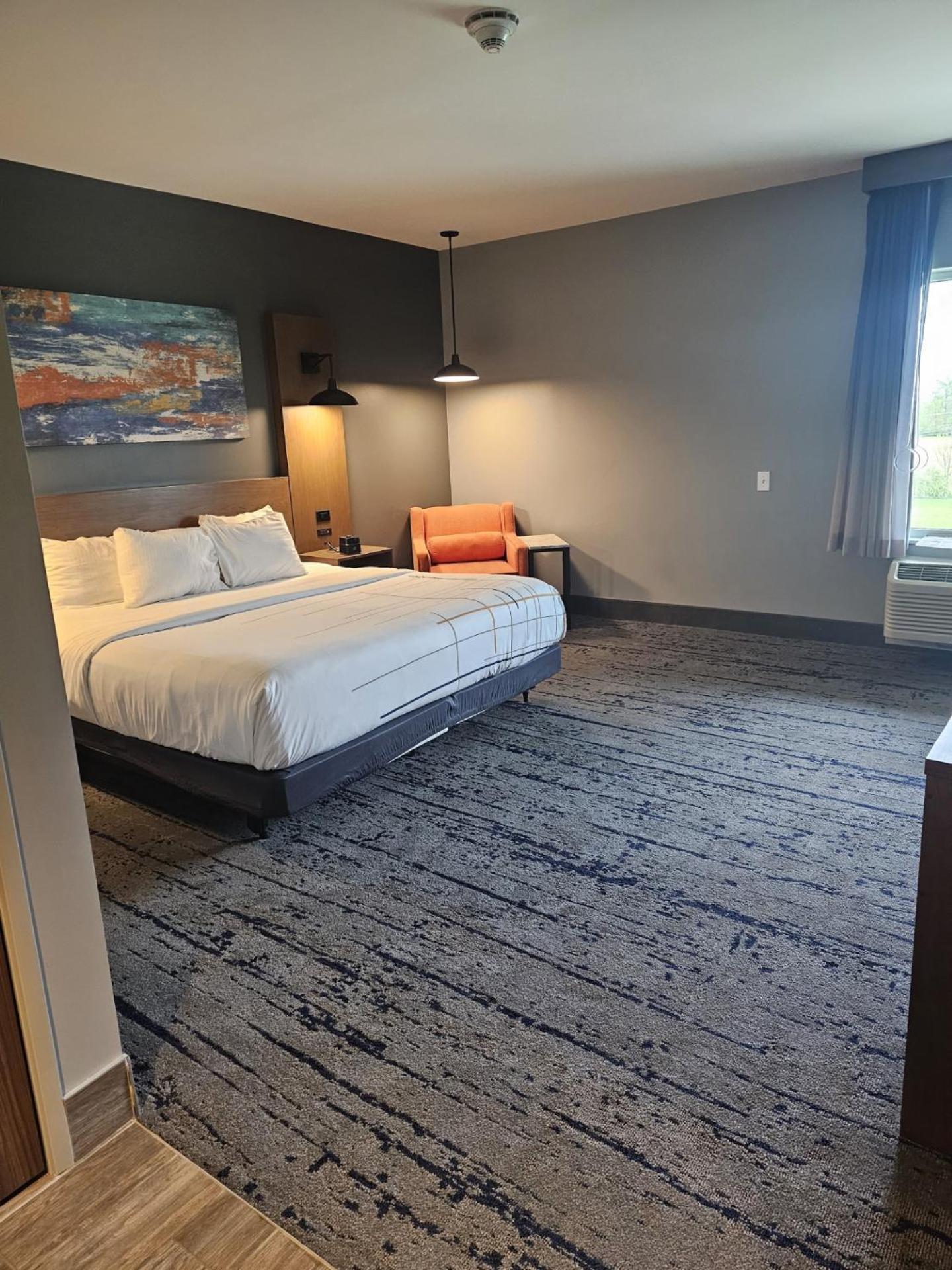 La Quinta Inn & Suites By Wyndham ברדסטאון מראה חיצוני תמונה